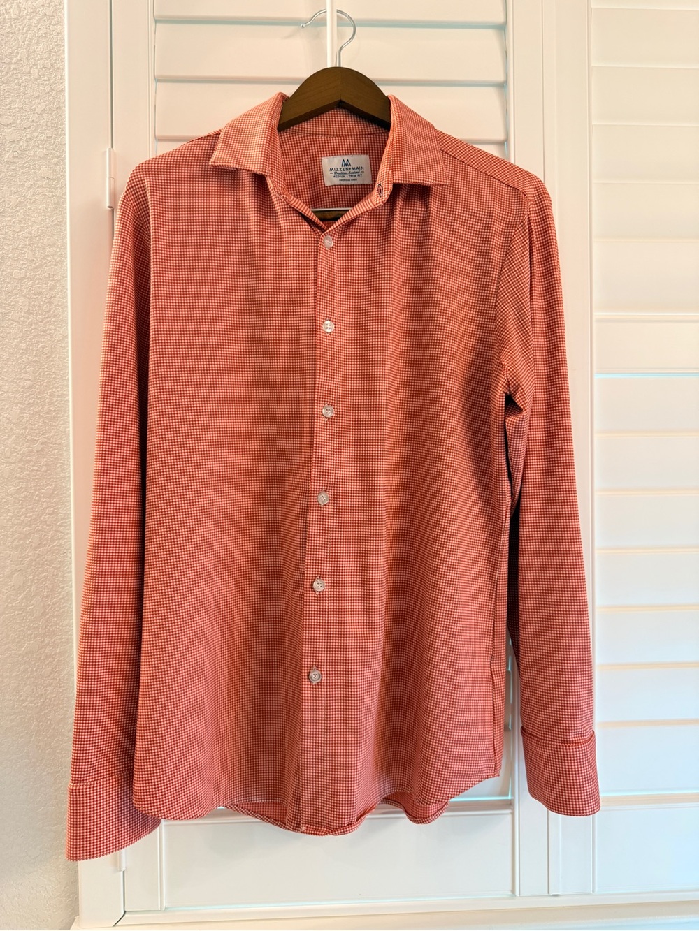 Mizzen+Main Men's Large Long Sleeve Red White Micro Check Knit Cutaway Shirt
